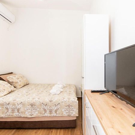 Hillside Vista Apartments Tivat Zewnętrze zdjęcie